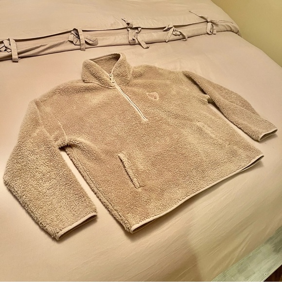 BOBS Dog Mom Sherpa Pullover - Picture 3 of 16